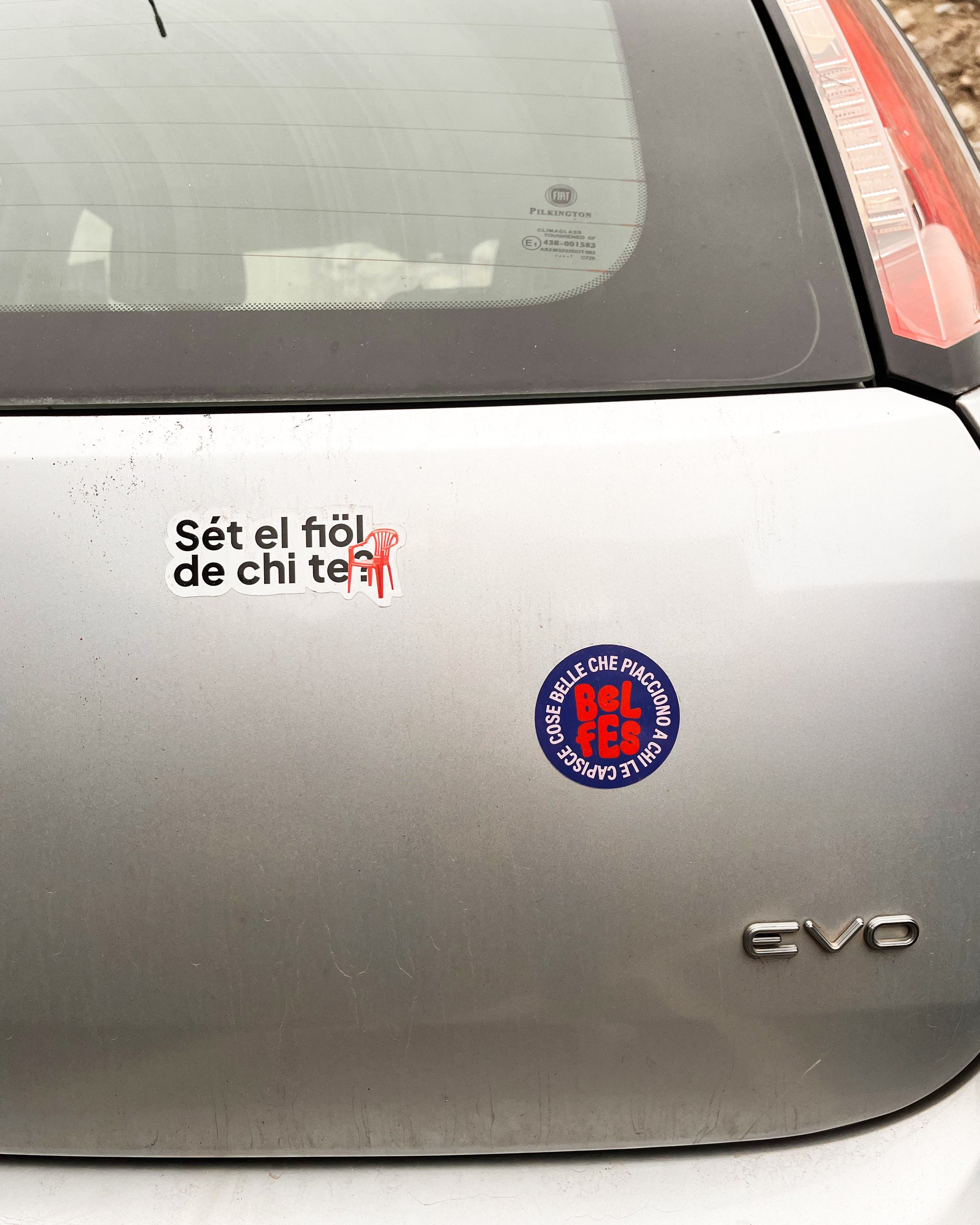 Adesivo Sét el fiöl de chi te?