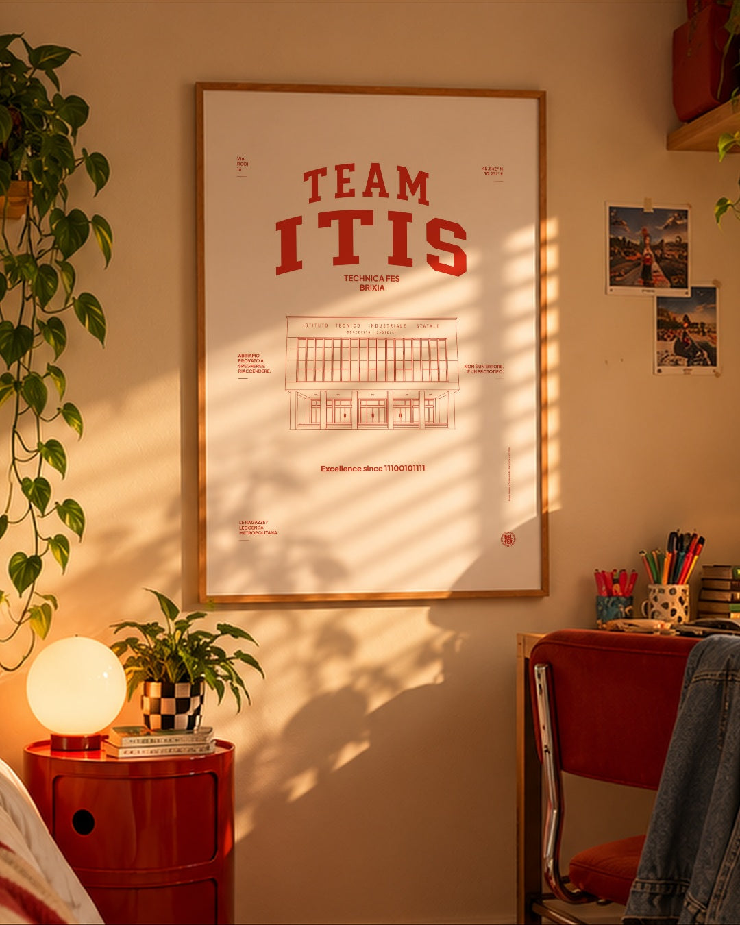 Poster Team ITIS — ambientata in camera